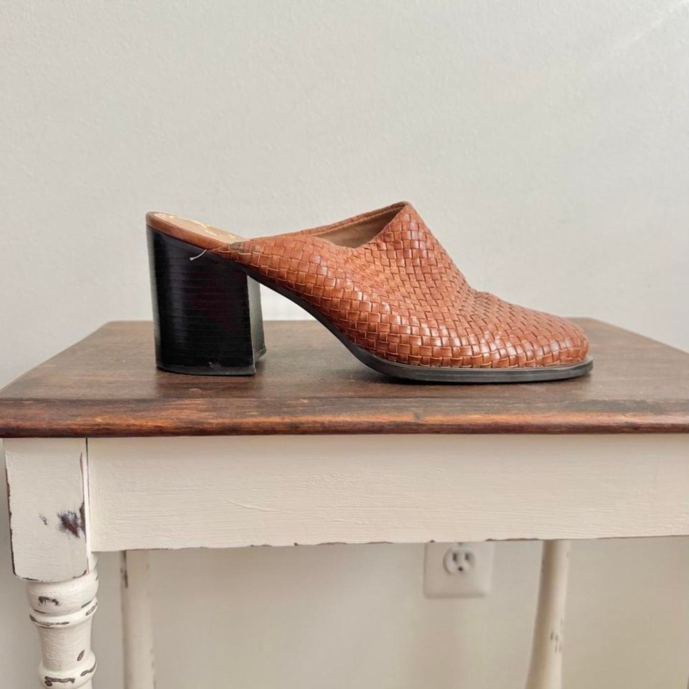 Vintage Woven Leather Mule 90s boho brown cognac square